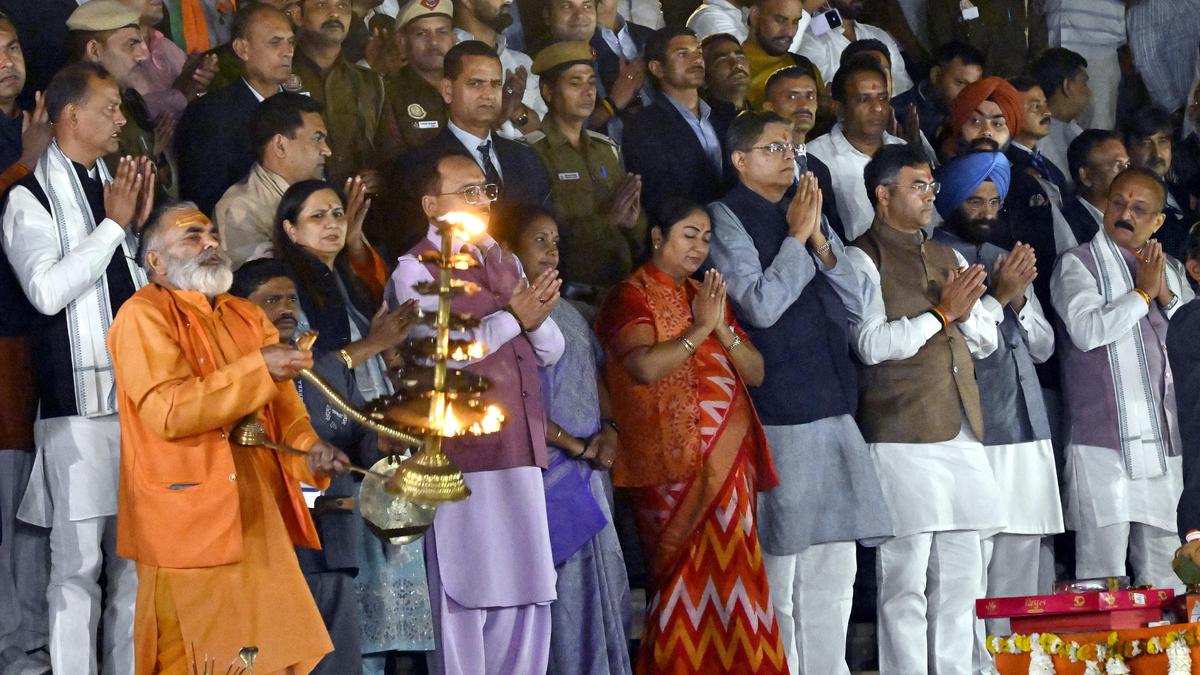 13_Yamuna_Aarti_20_02_Delhi