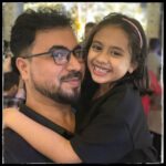 সাধারণ দৃশ্যে এই যে কোটি টাকার সুখ, একেই তো পিতৃত্ব বলে