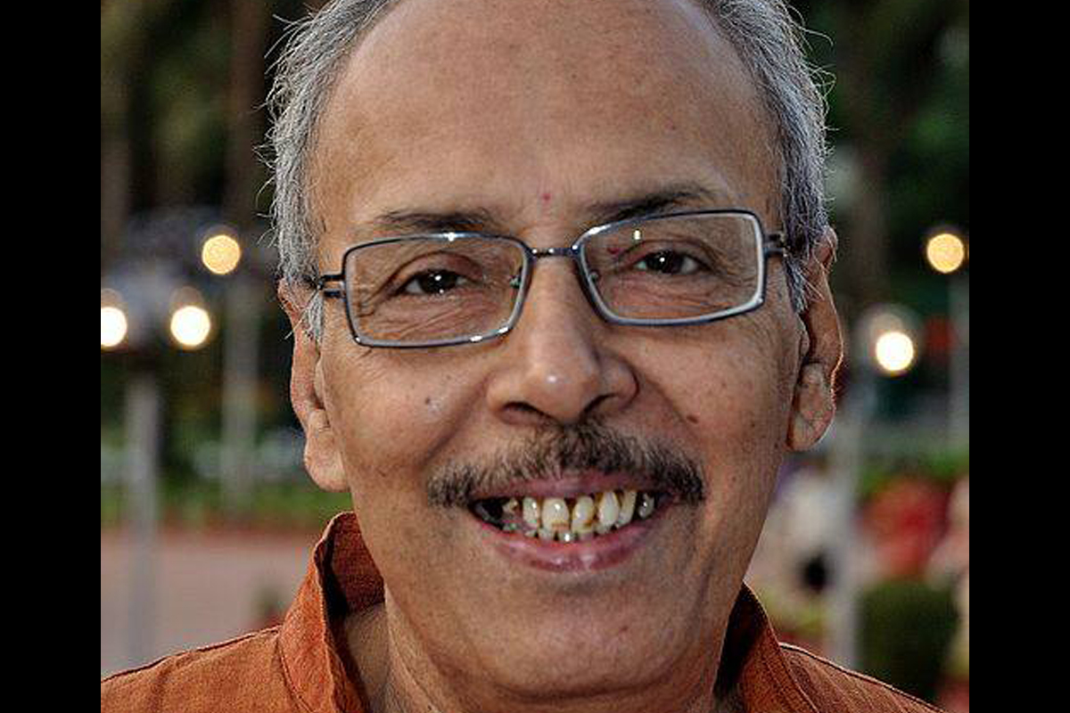 You are currently viewing শীর্ষেন্দুবাবু, ঠিকানাটা প্লিজ বলে দিন